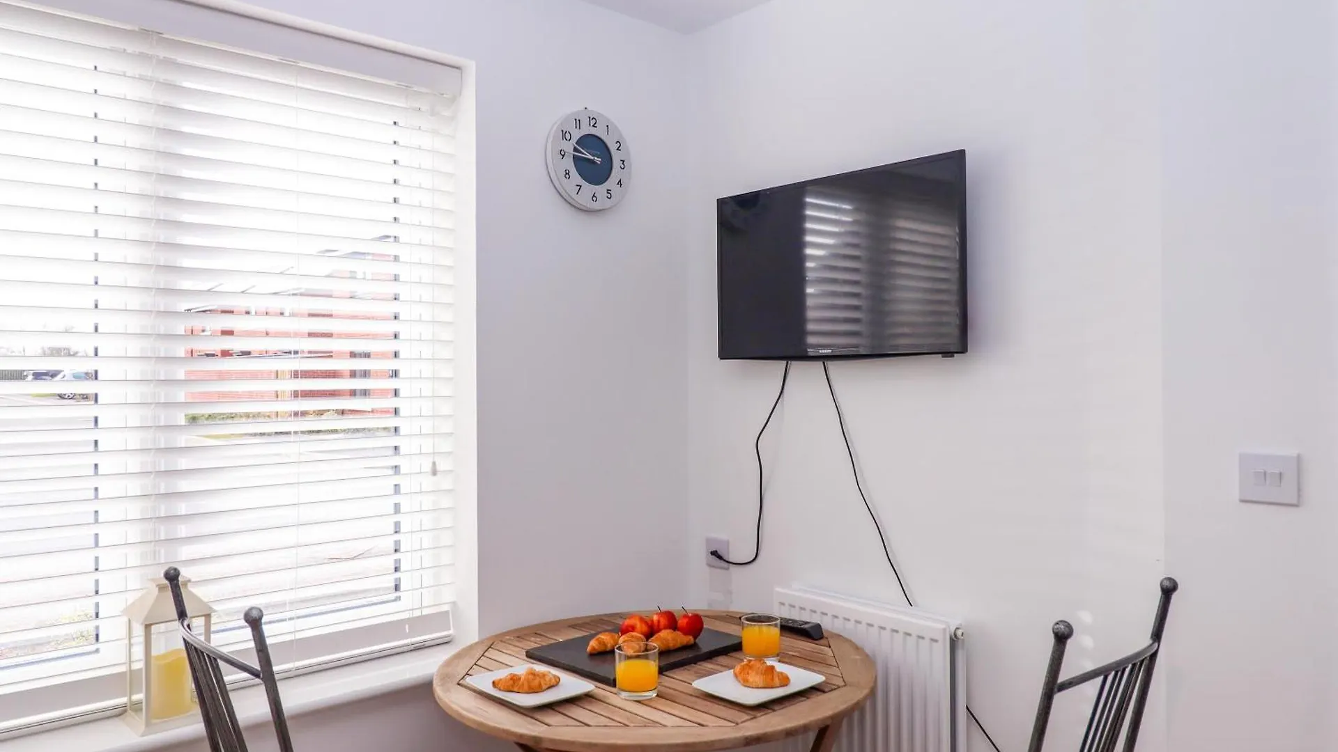 20 Marine Drive Villa Exeter 0*,  United Kingdom