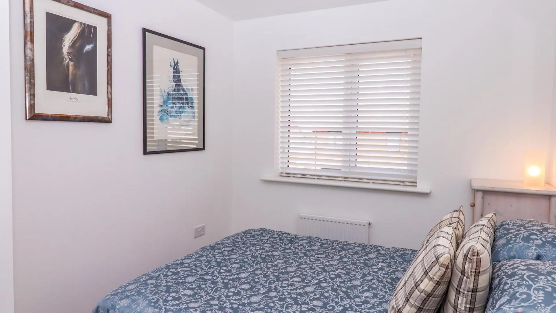 20 Marine Drive Villa Exeter 0*,